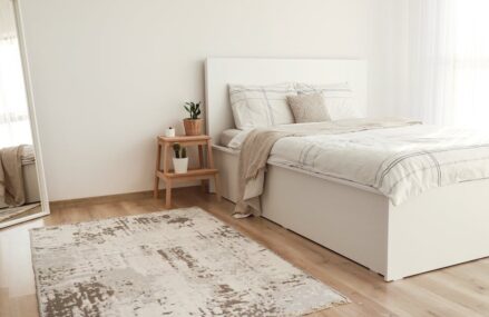 Parapety wewnętrzne w mieszkaniu: wybór materiału, pomiar i montaż krok po kroku